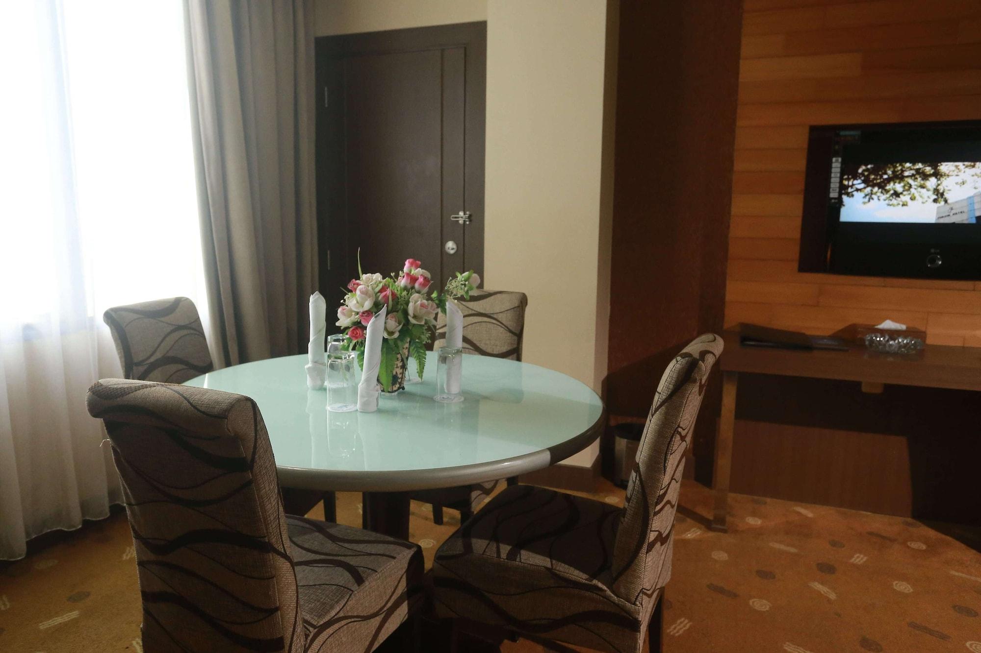 Furaya Hotel