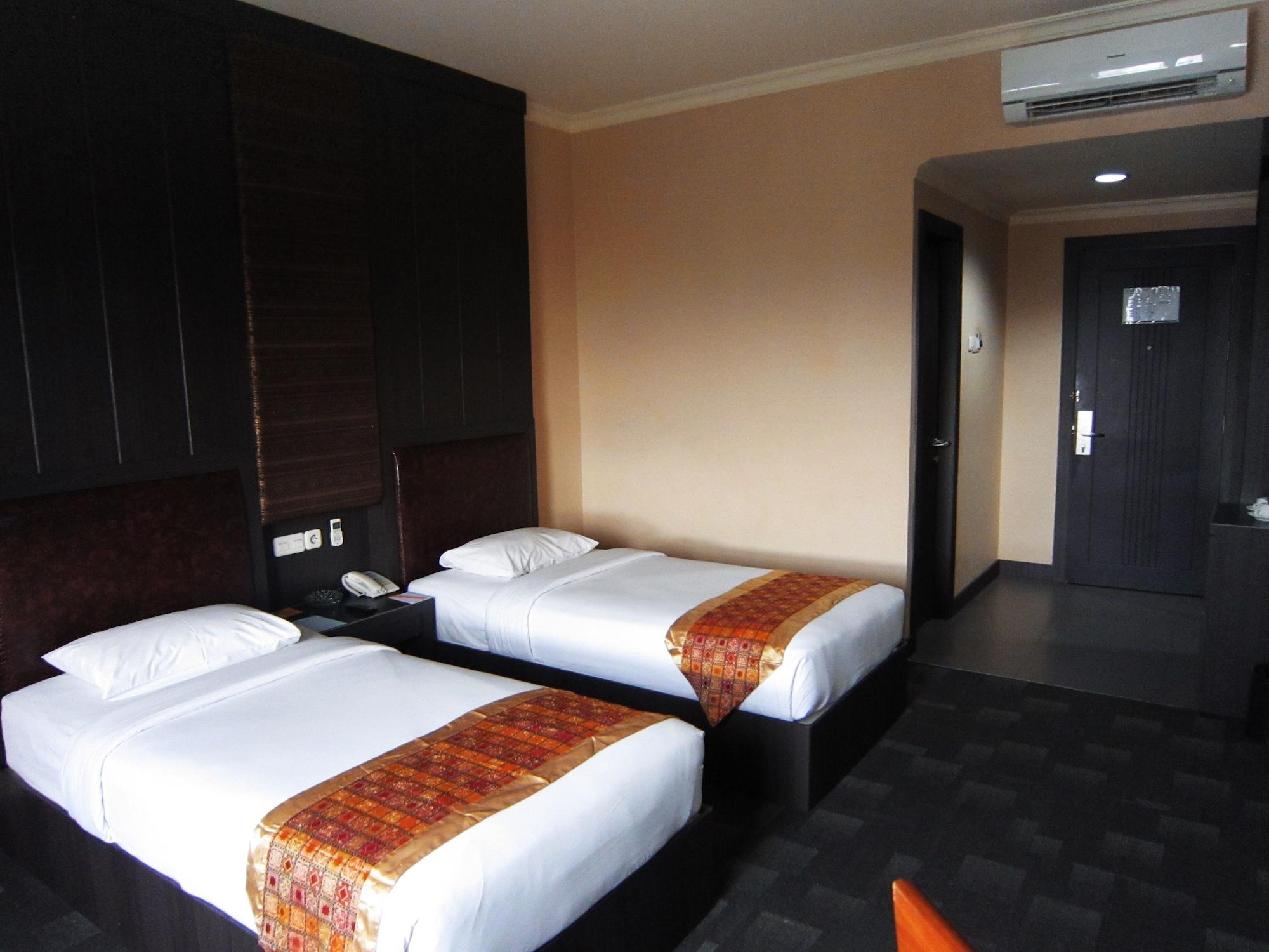 Furaya 3*