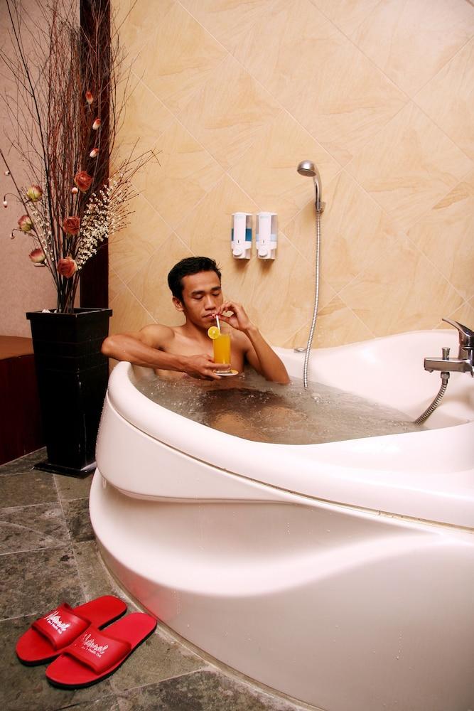 Hotel Furaya Pekanbaru