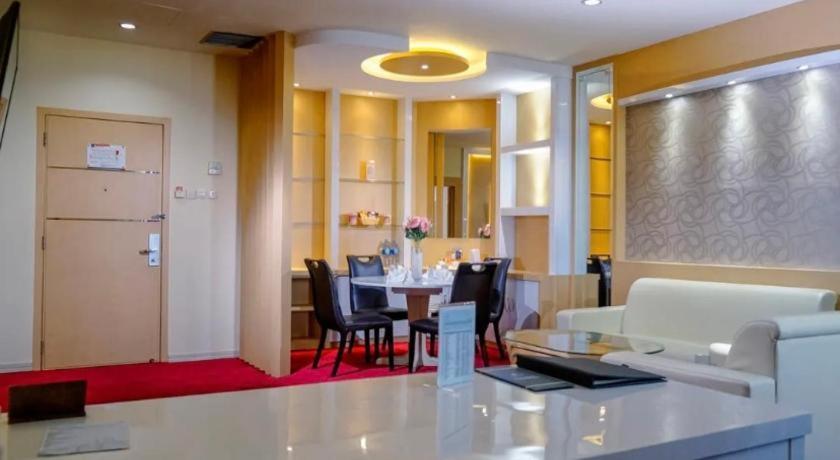 Hotel Furaya