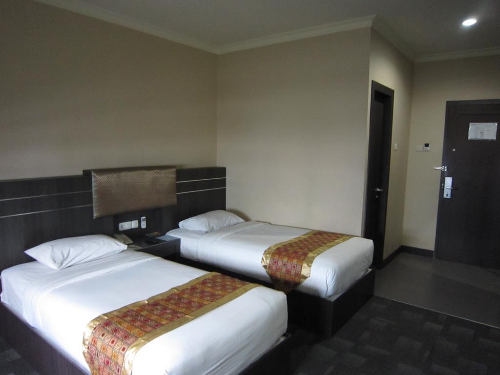 Furaya Hotel 3*